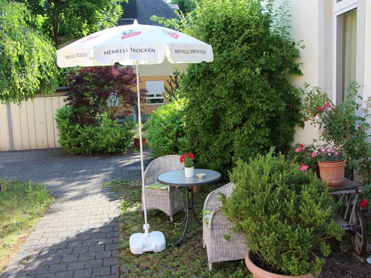 Apartments Und Zimmer Gaestehaus Matthias Дрезден Екстериор снимка