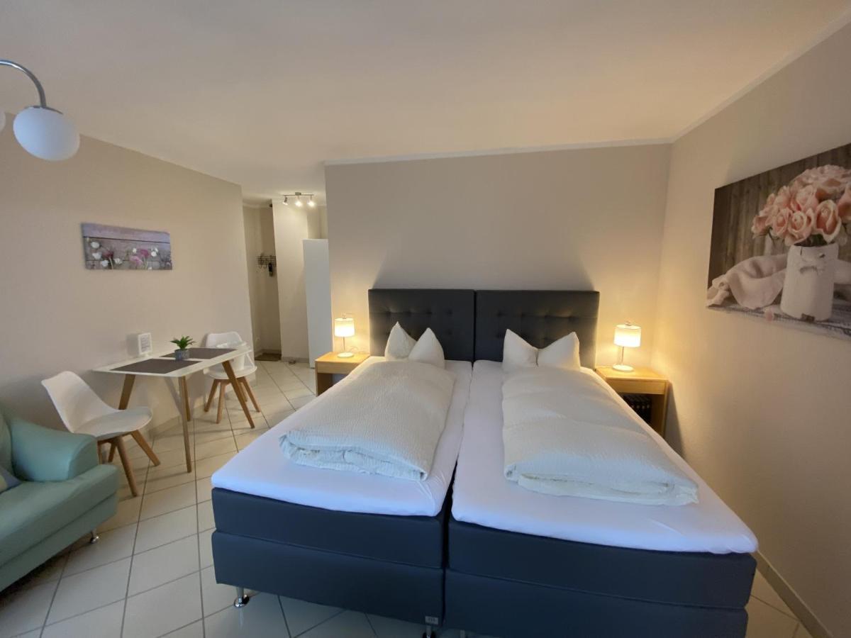 Apartments Und Zimmer Gaestehaus Matthias Дрезден Екстериор снимка